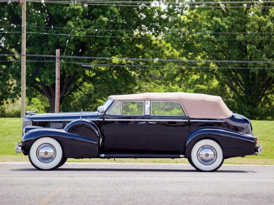  Cadillac Series 75 V8 Convertible Sedan by Fleetwood 1938 года  (фото 2 из 4)